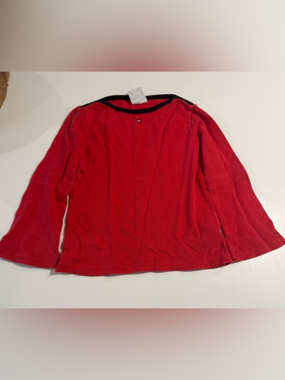 Tommy Hilfiger y2k red long sleeve top cotton/modal cute bell sleevesgirls size5